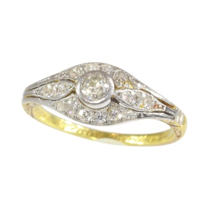 Vintage Art Deco diamond engagement ring